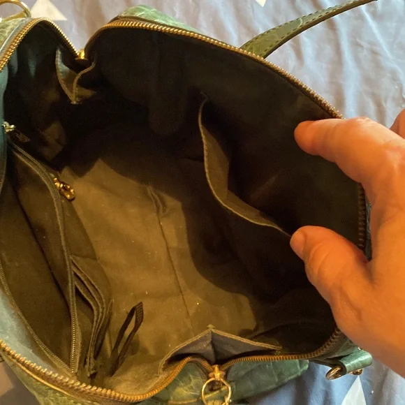 Set - Picture 3 of 6